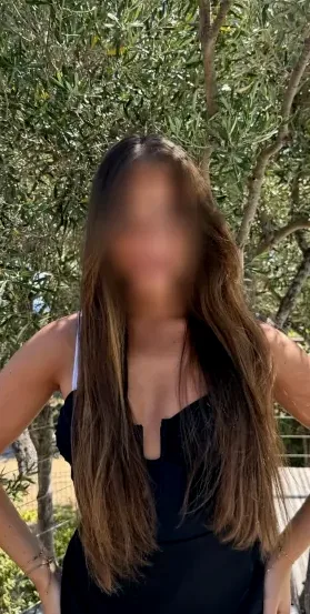 Anna, 35