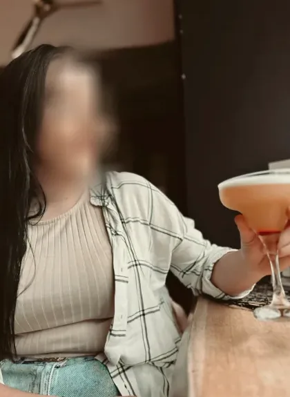 Cara, 20