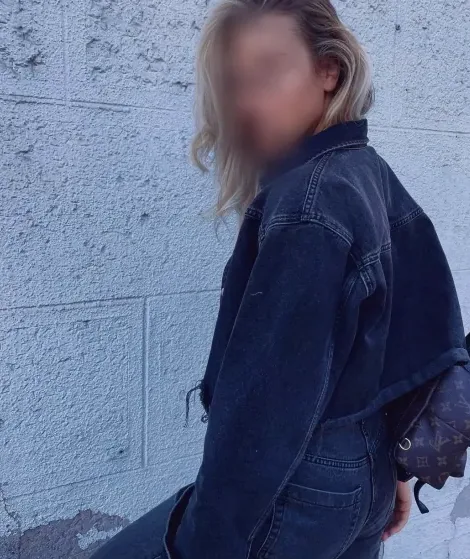 Emily, 31