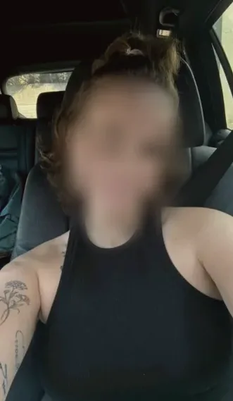 Hanna, 35