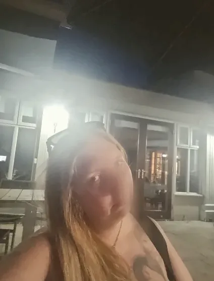 Hannah, 35