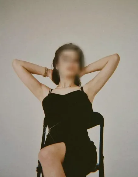 Marlene, 27