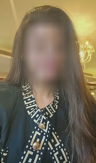 Nadja, 37